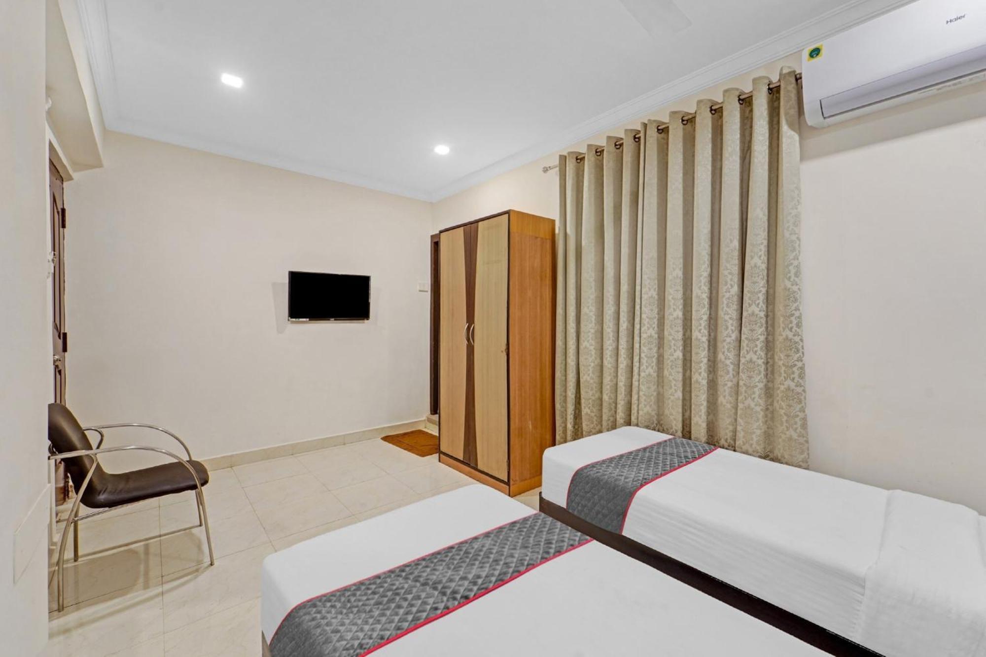 Collection O Mount Road Rich Mount Near Marina Beach Ξενοδοχείο Τσενάι Εξωτερικό φωτογραφία